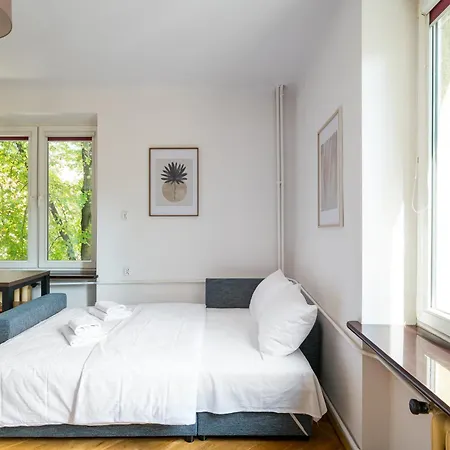 Apartment Metro Raclawicka Snug